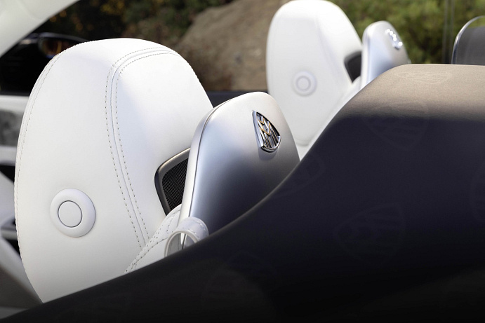 Mercedes-Maybach SL 680 Monogram Series,