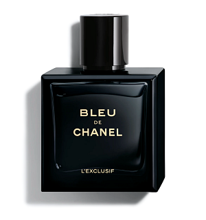 CHANEL Bleu de Chanel L'exclusif Dostupnost: butik značky Cena: 6 670 Kč