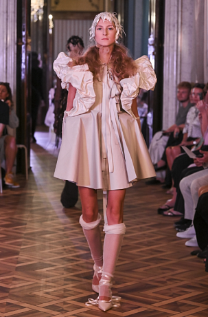 Hana Valtová na Mercedes-Benz Prague Fashion Week