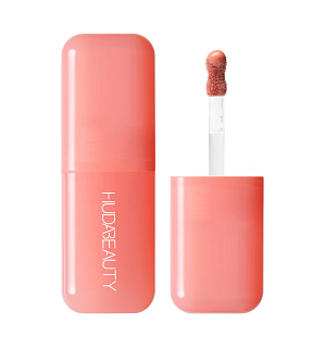 HUDA BEAUTY  Blush Filter – Tekutá tvářenka v odstínu Cotton Candy  Dostupnost: Sephora  Cena: 740 Kč