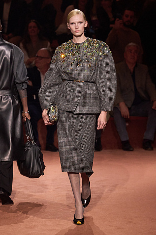 Fendi FW2025 – oslava 100 let domu