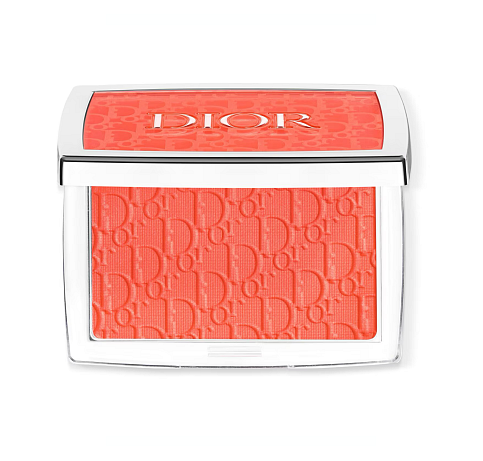 DIOR  Backstage Rosy Glow – Tvářenka v odstínu 061 Poppy Coral  Dostupnost: Sephora  Cena: 1120 Kč