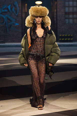 Dsquared2 FW 2025 - oslava 30 let domu