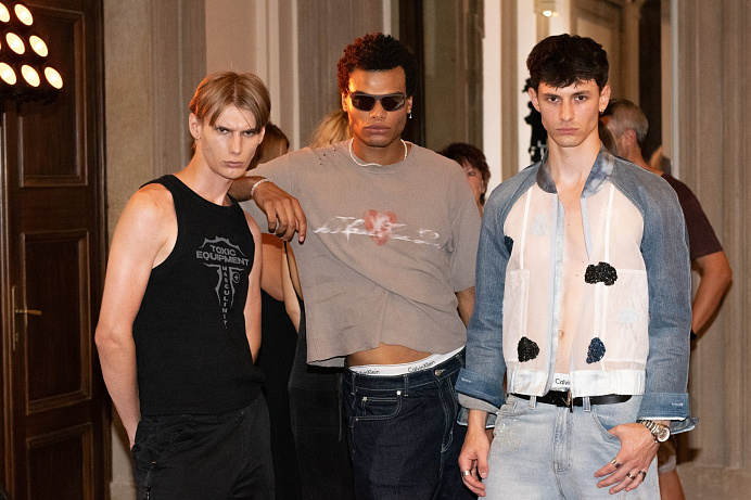 Street style Mercedes-Benz Prague Fashion Week