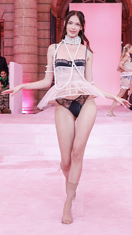 Nová kolekce Etam představená na Paris Fashion Week